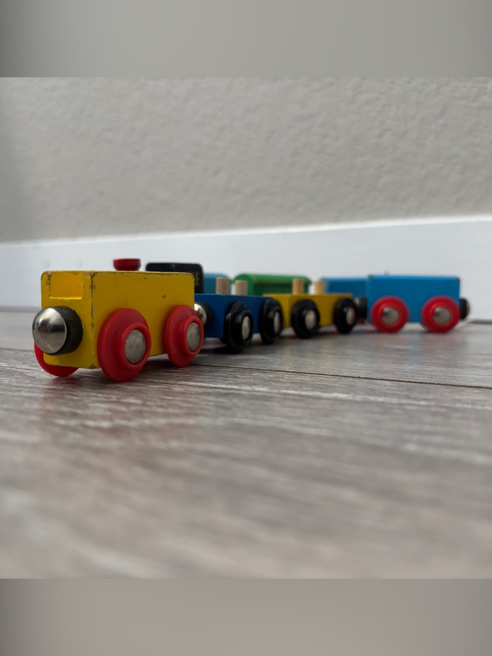 Vintage Wooden Brio Trains - Set #1 - Picture 2 of 9